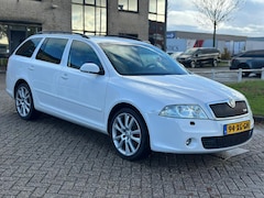 Skoda Octavia Combi - 2.0 TFSI RS Apk Mei 2026 200PK