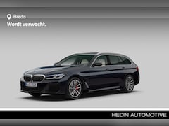 BMW 5-serie Touring - 530e xDrive Business Edition Plus | Ambiente verlichting | Head up | Comfort Access | Driv
