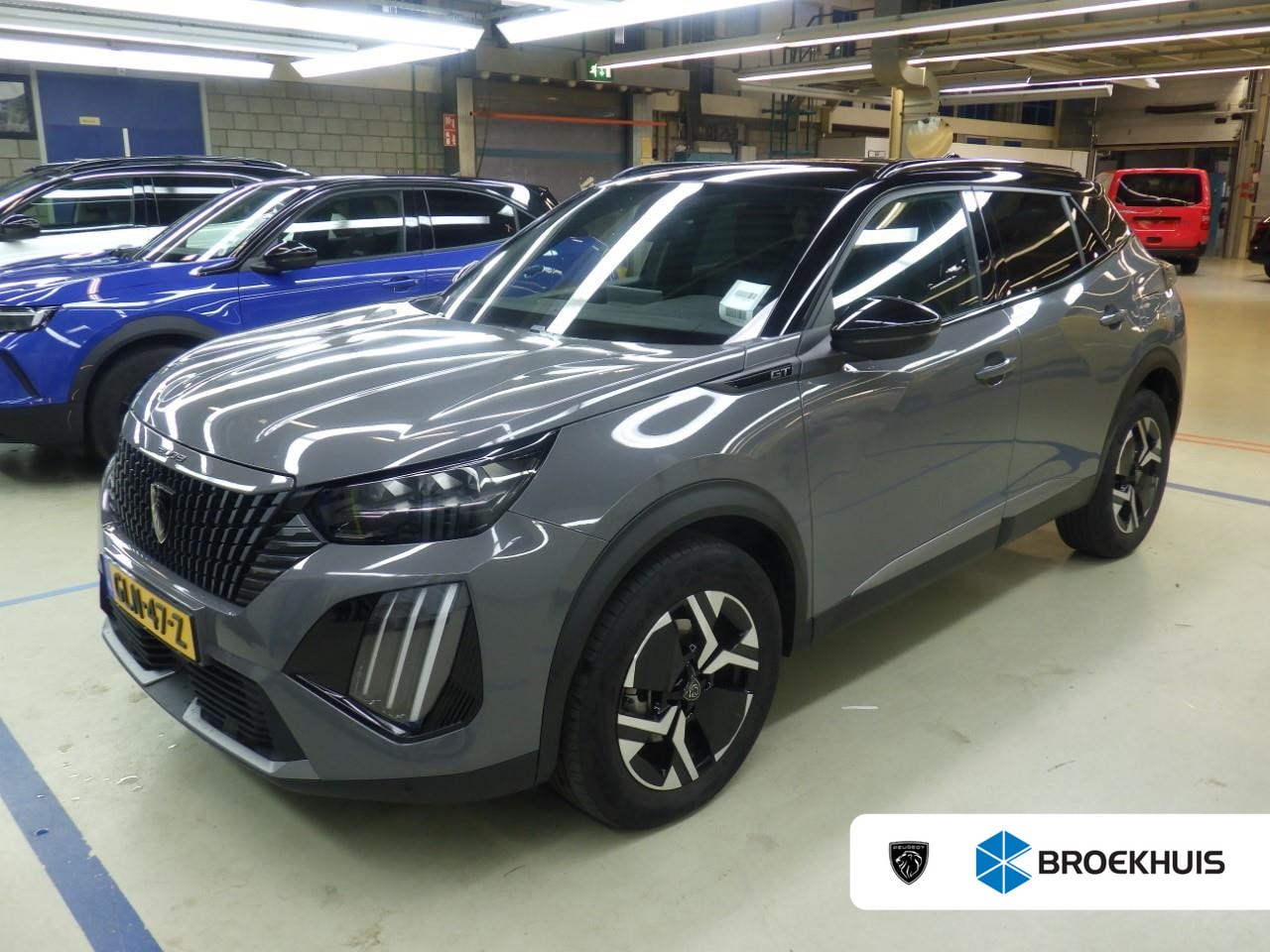 Peugeot 2008 - 1.2 Hybrid 136 GT | Navi | Camera | Ad. Cruise control | LMV 17'|  Keyless Entry | Apple C - AutoWereld.nl