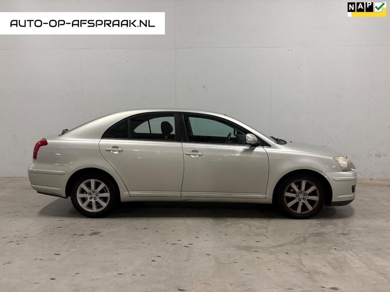 Toyota Avensis - 1.8 VVTi Luna Clima APK NAP Dealer Onderhouden - AutoWereld.nl