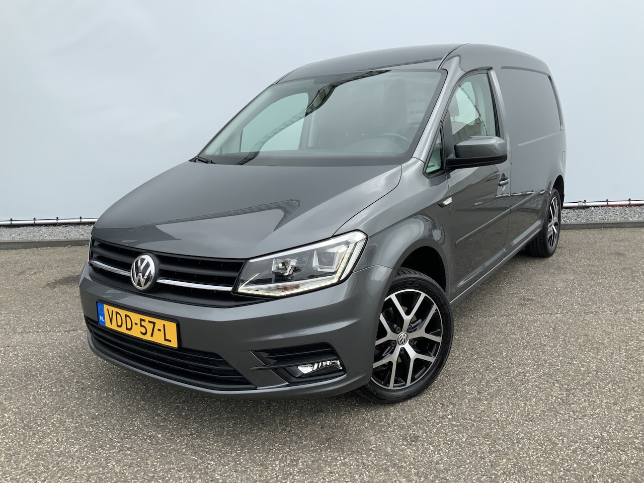 Volkswagen Caddy Maxi - 2.0 TDI L2H1 AUTOMAAT BMT Maxi Exclusive Edition Airco Navi Cruise Alu Velg Trekhaak 1500 - AutoWereld.nl