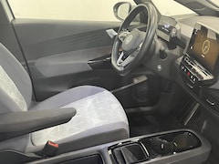 Volkswagen ID.3 - First 58 kWh Auto. Navigatie Apple Carplay/ Android Auto Parkeersensoren Adaptive Cruise C