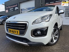 Peugeot 3008 - 1.2 PureTech Allure van 2de Eig met panoramadak en trekhaal en navigatie en bluetooth tele