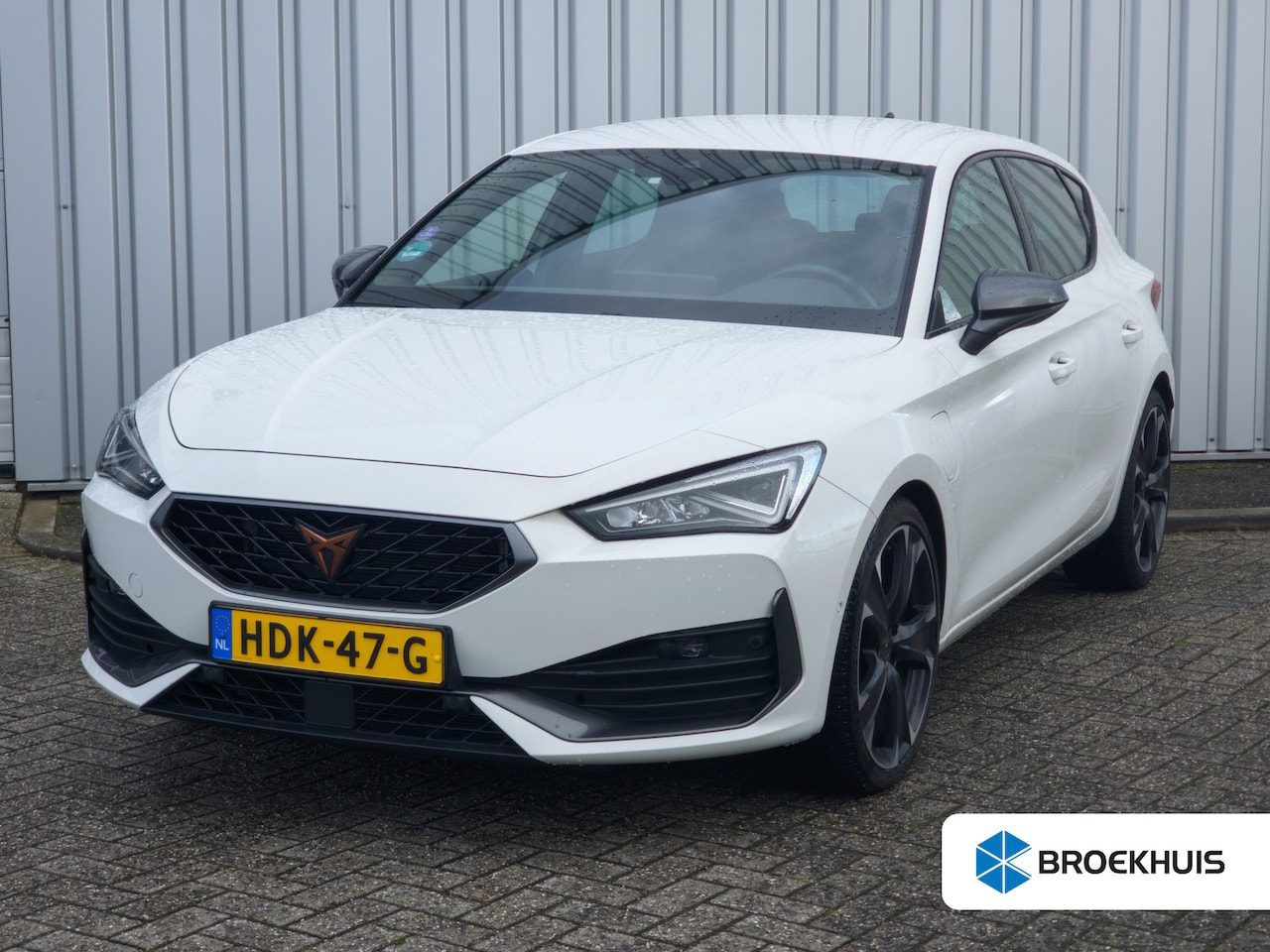 CUPRA Leon - 1.4 e-Hybrid VZ Business l SPortstoelen l Stoelverwarming l 19" Cupra Velgen l Camera Acht - AutoWereld.nl