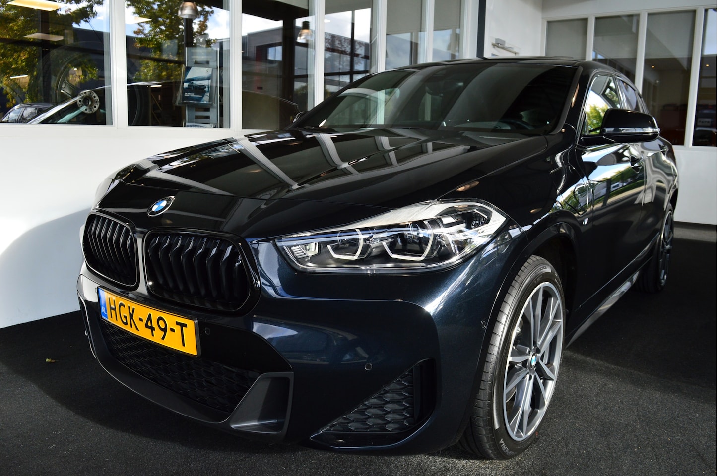 BMW X2 - xDrive25e Hybride M-Sport | Pano | Head-Up | Leder ! - AutoWereld.nl