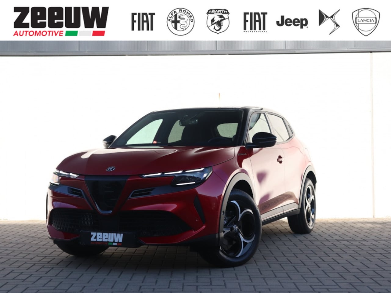Alfa Romeo Junior - 1.2 Turbo 136 PK Ibrida Speciale | Techno | Direct Leverbaar - AutoWereld.nl