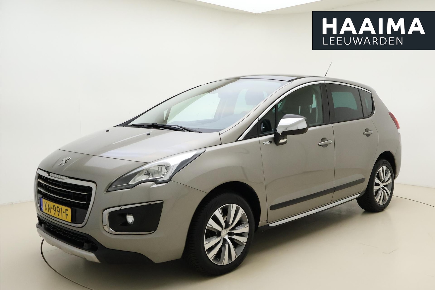 Peugeot 3008 - 1.2 PureTech Style 130 PK | Handgeschakeld | Trekhaak | Panorama dak | Navigatie | Cruise - AutoWereld.nl
