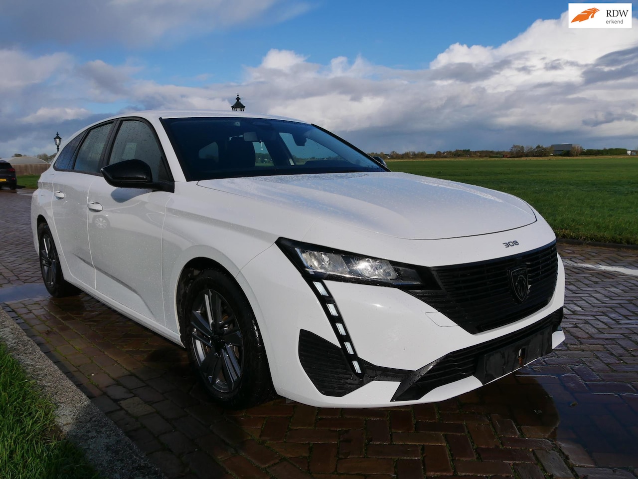 Peugeot 308 SW - 1.5 BlueHDi Active Pack CLIMA NAVI ** 10299 NETTO ** - AutoWereld.nl