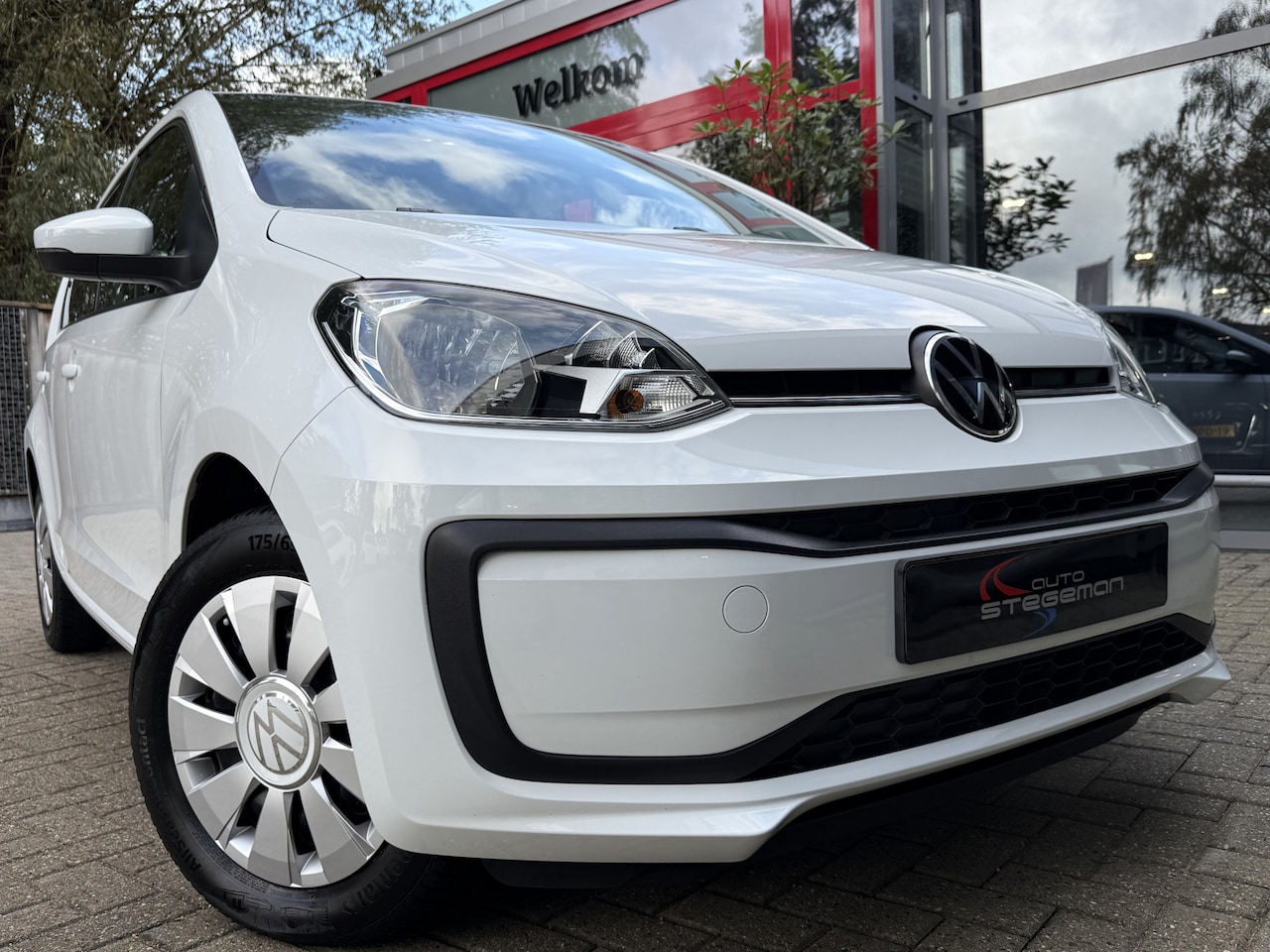 Volkswagen Up! - 1.0 BMT MOVE UP! *!* AIRCO/ NAVIGATIE/ 58 DKM/ 1ste EIGENAAR *!* - AutoWereld.nl