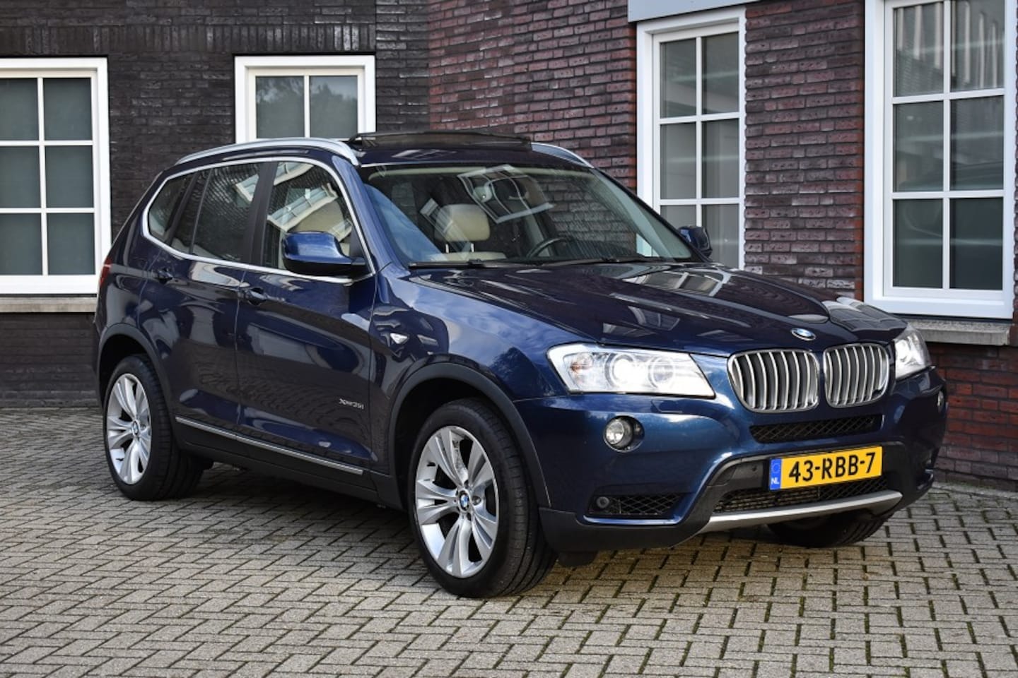 BMW X3 - xDrive35i High Executive - AutoWereld.nl