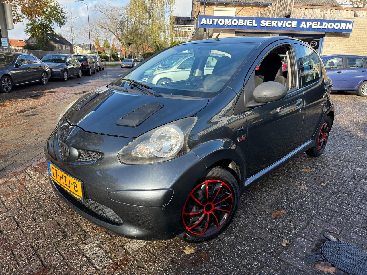 Toyota Aygo - 1.0-12V *NW. APK*5DEURS*STUURBEKR.*NAVI*AUX-USB* - AutoWereld.nl