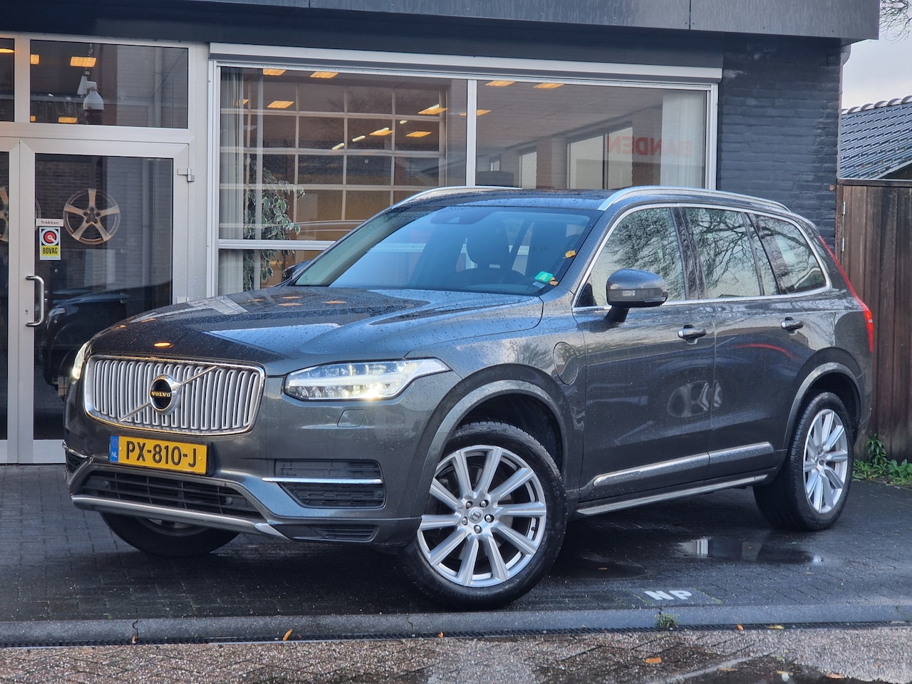 Volvo XC90 - 2.0 T8 Twin Engine AWD Inscription WORDT VERWACHT !!! - AutoWereld.nl