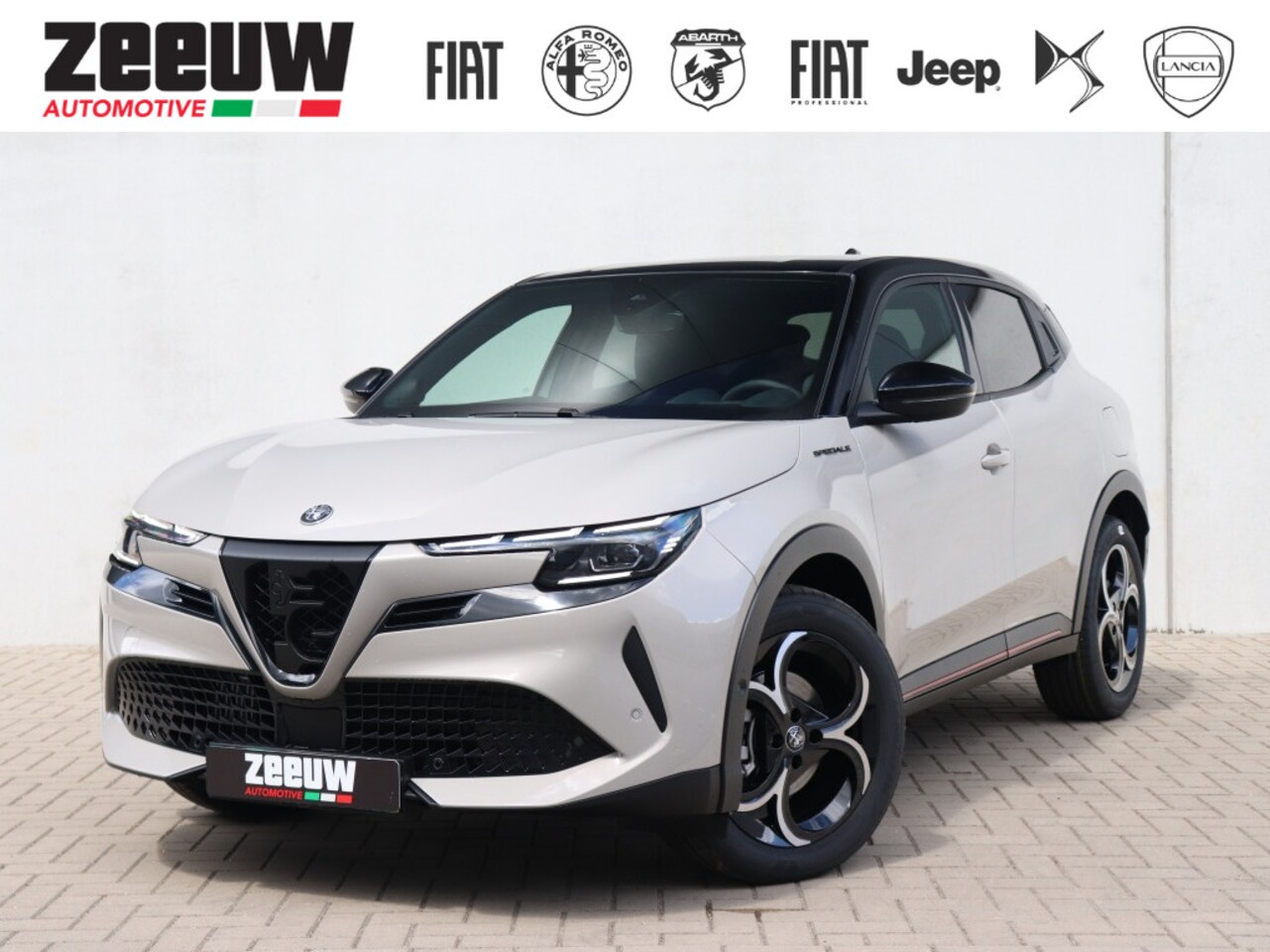 Alfa Romeo Junior - 1.2 Turbo 136 PK Ibrida Speciale | Techno | Direct Leverbaar - AutoWereld.nl