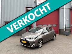 Toyota Yaris - 1.5 Hybrid Trend Bi-Tone Navi Stoelverwarming NWE APK