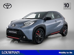 Toyota Aygo X - 1.0 VVT-i S-CVT Premium Undercover | Stoelverwarming | Draadloos laden | Half lederen bekl