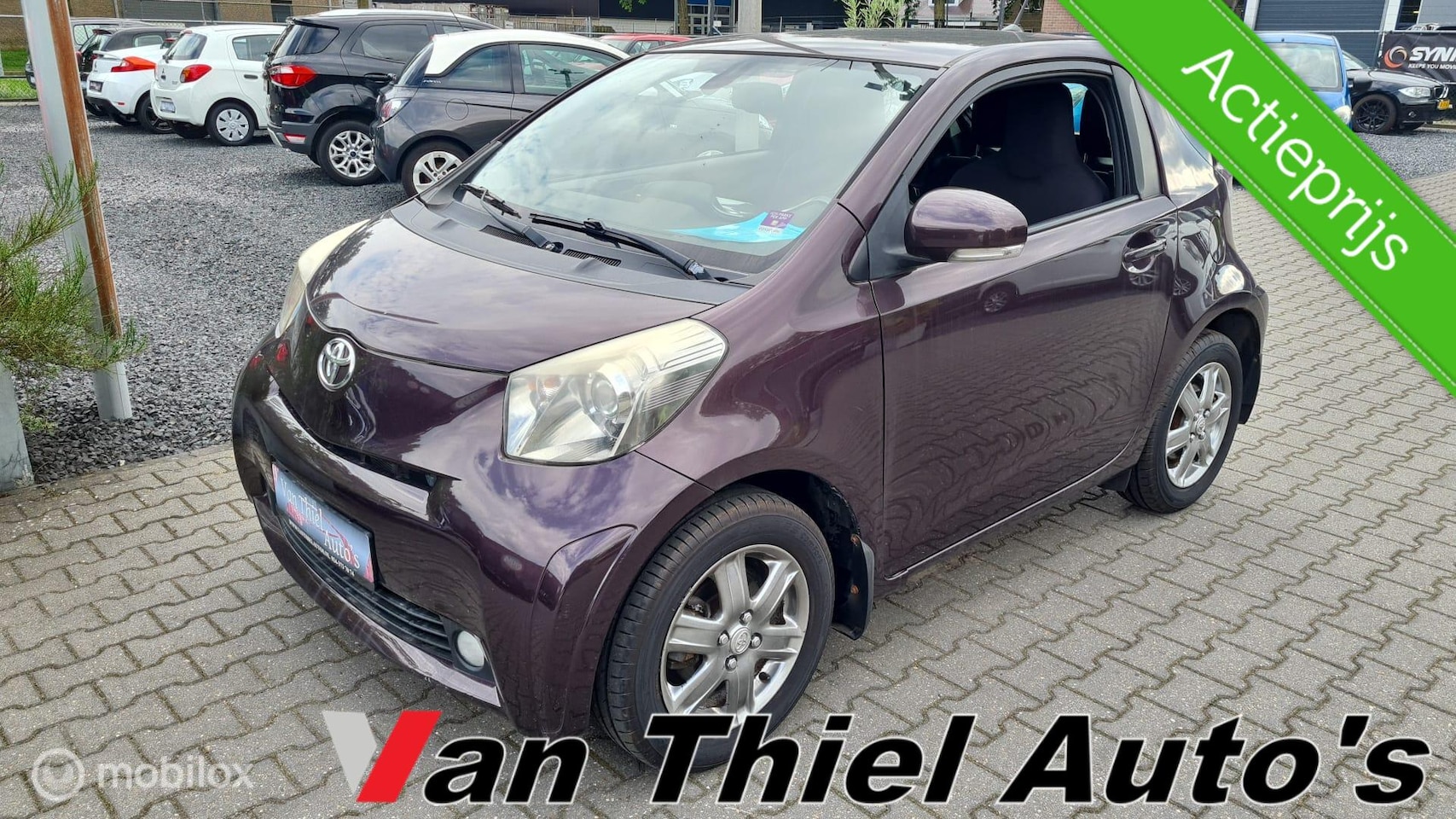 Toyota iQ - 1.0 VVTi Aspiration clima /keyles go - AutoWereld.nl