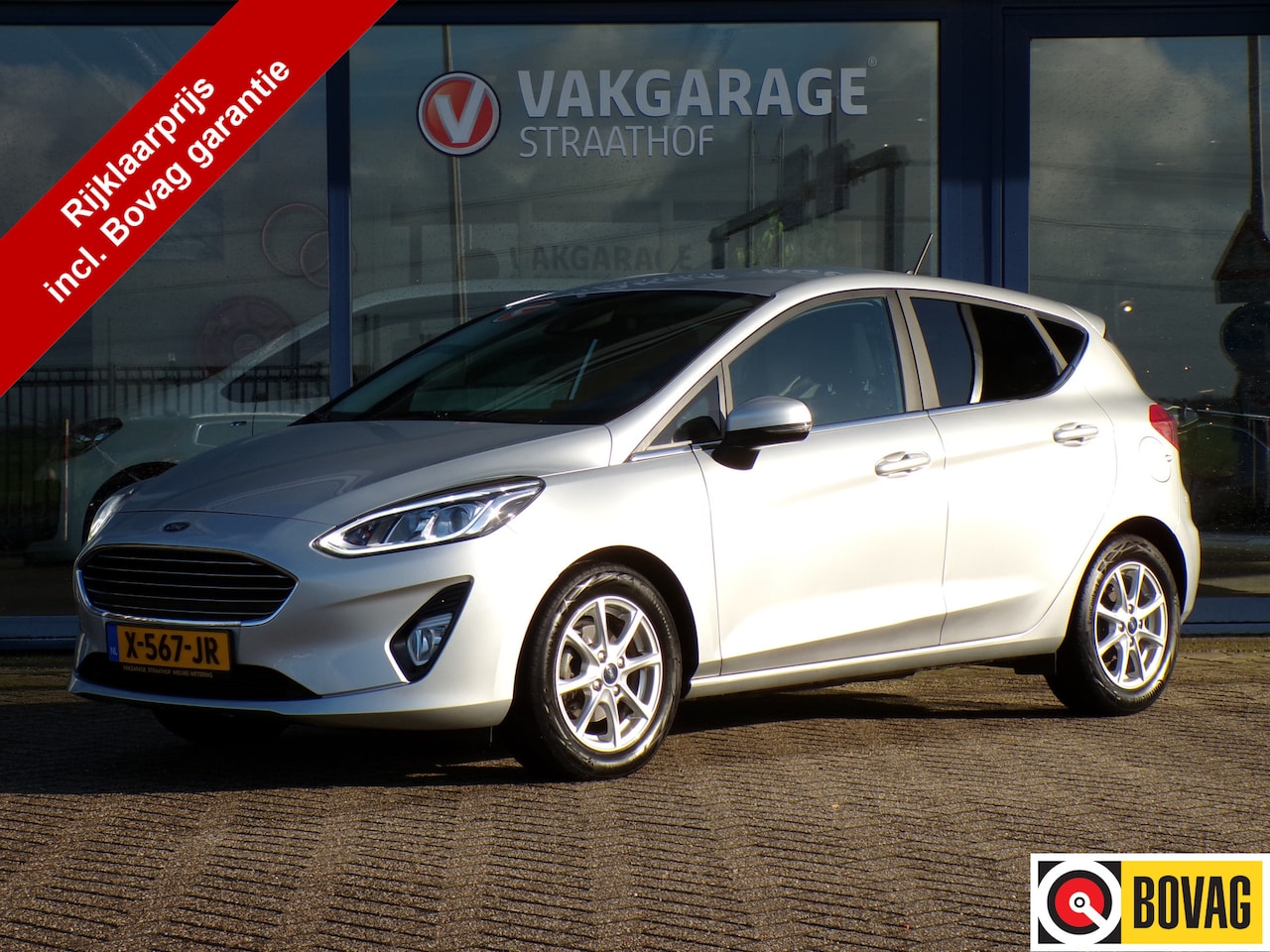 Ford Fiesta - 1.0 EcoBoost Titanium 1.0 EcoBoost Titanium, Winter Pack / Carplay + Android Auto / Climate control / LED / Park - AutoWereld.nl