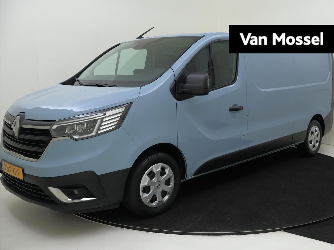 Renault Trafic - 2.0 dCi 110 T30 L2H1 Work Edition Airco | parkeersensoren | Apple-carplay/Android-Auto | B - AutoWereld.nl
