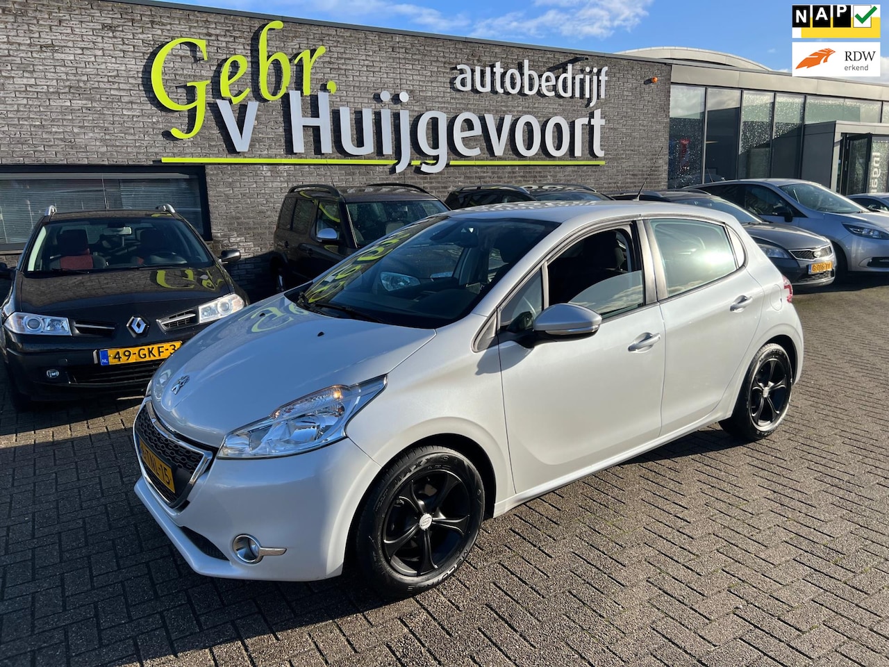 Peugeot 208 - 1.2 Vti Envy 1.2 VTi Envy - AutoWereld.nl