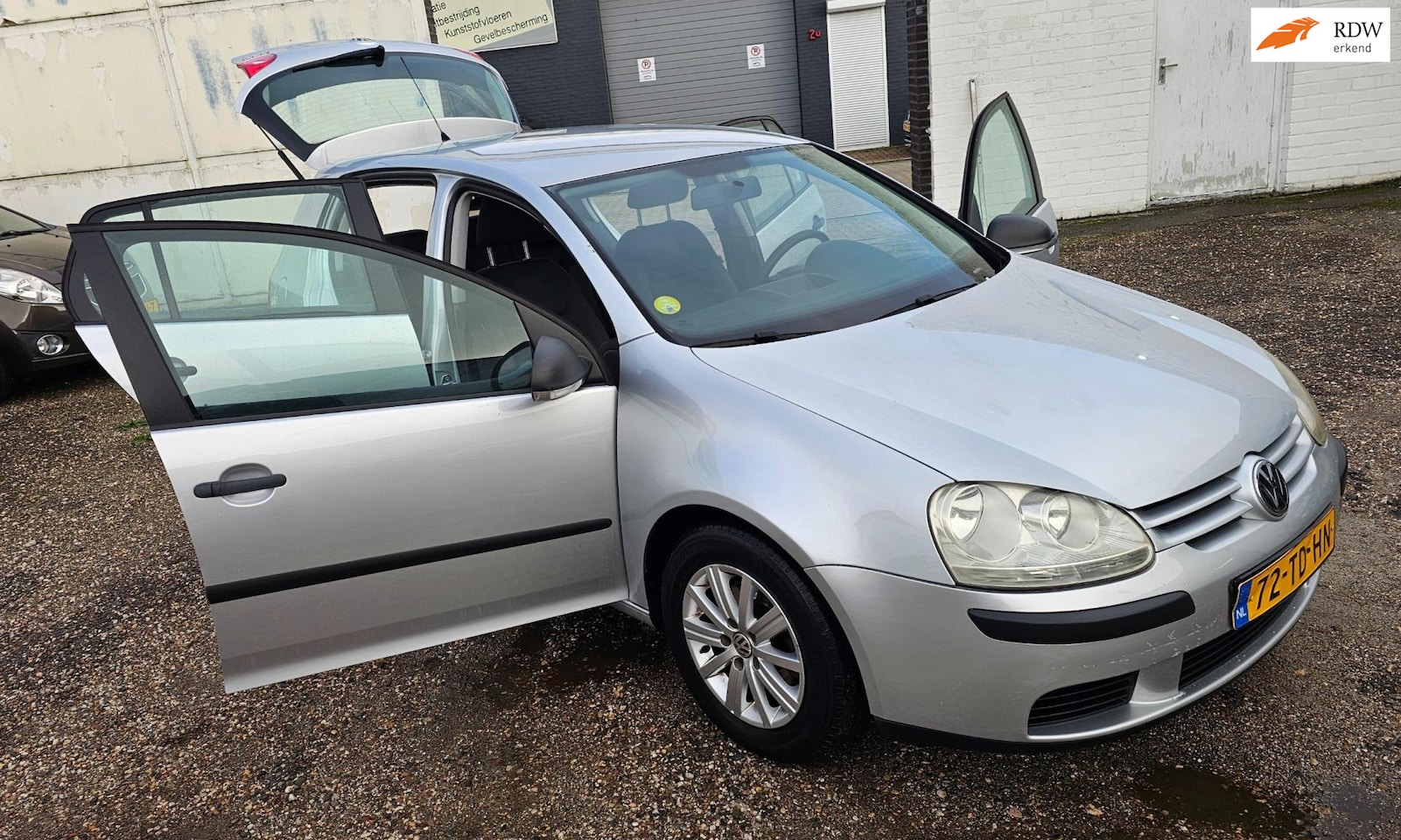 Volkswagen Golf - 1.6 FSI Turijn ZEER NETJES AIRCO - AutoWereld.nl
