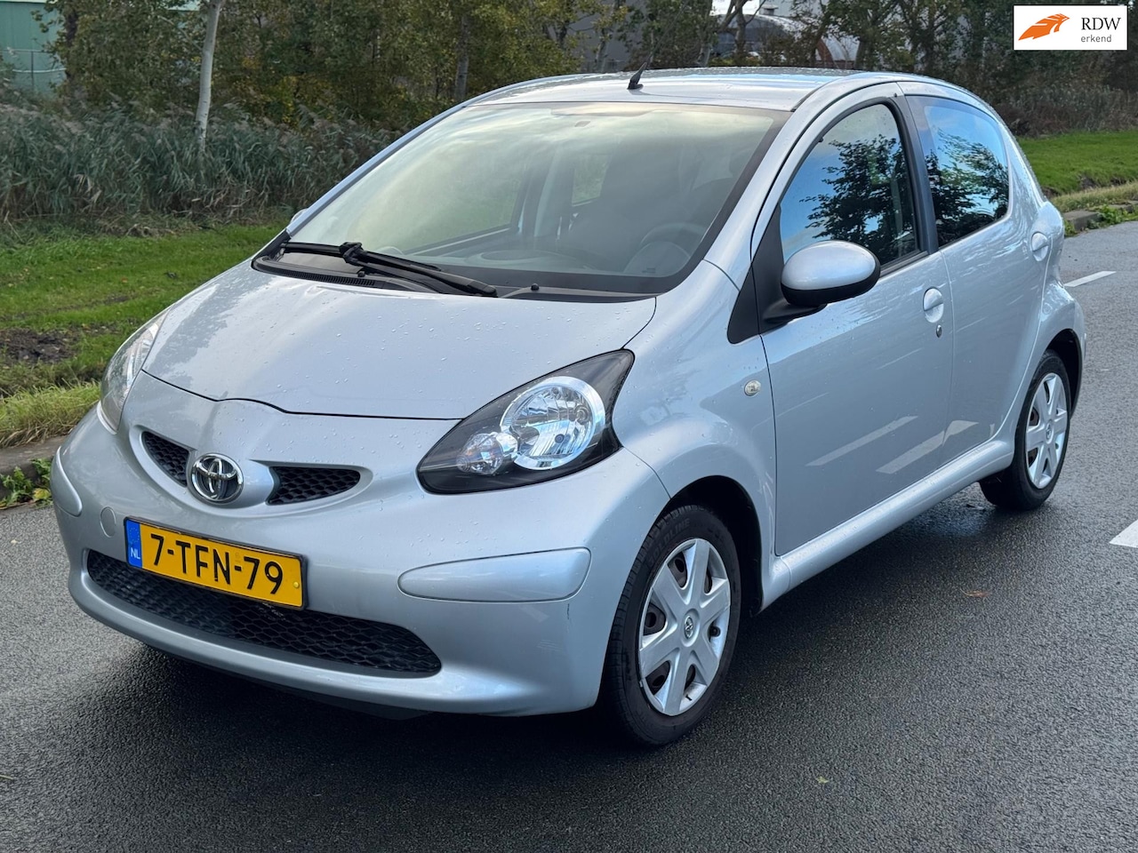 Toyota Aygo - 1.0-12V Comfort Navigator / AIRCO / NAP / AUTOMAAT - AutoWereld.nl
