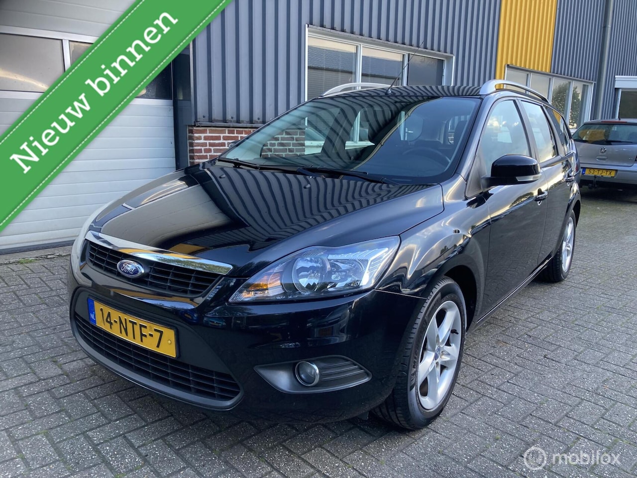 Ford Focus Wagon - 1.6 Comfort NETTE AUTO! - AutoWereld.nl