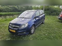 Opel Zafira - 2.2 Executive
