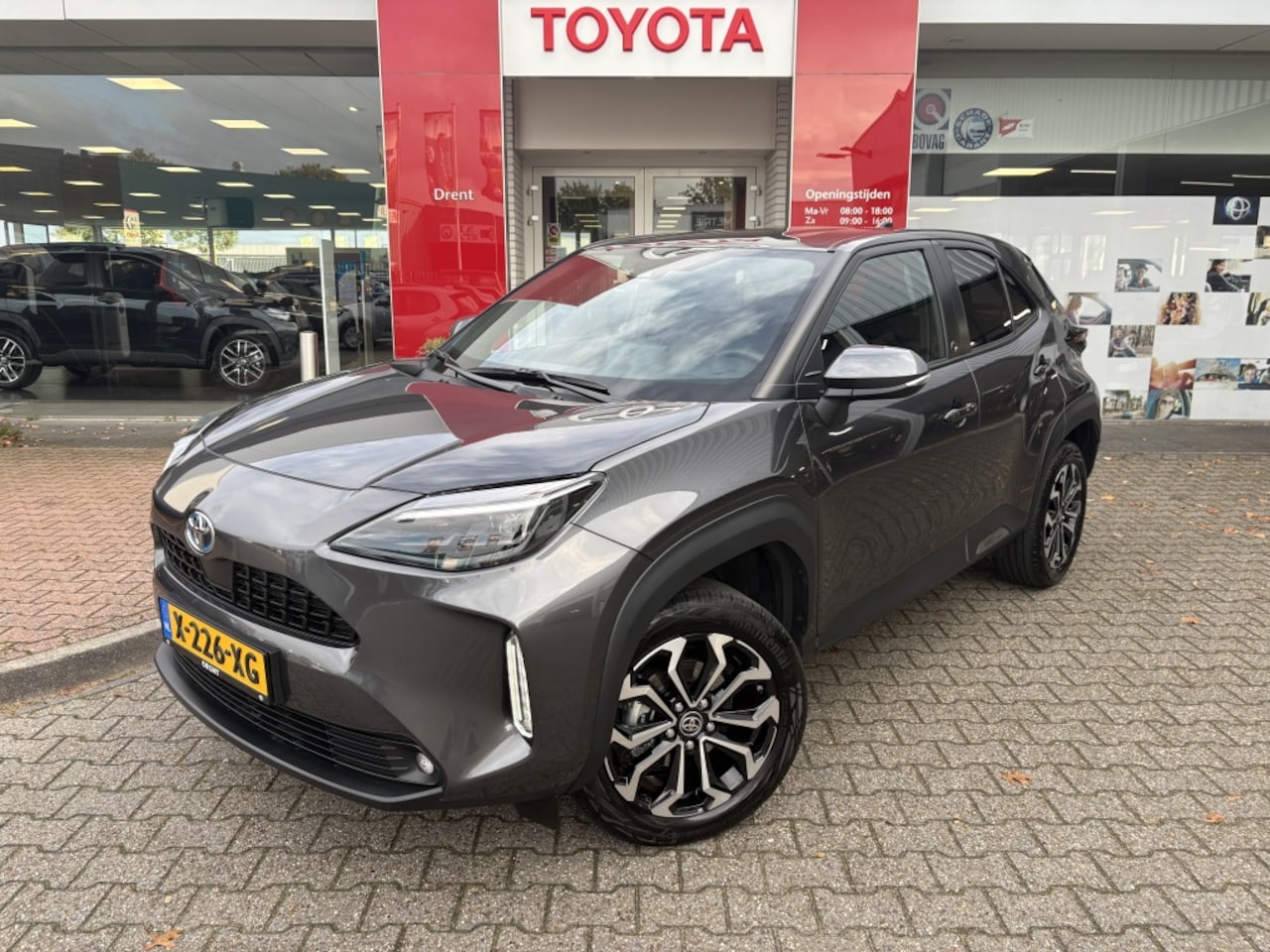 Toyota Yaris Cross - 1.5 Hybrid Dynamic | Trekhaak | Apple Carplay/Android auto | - AutoWereld.nl