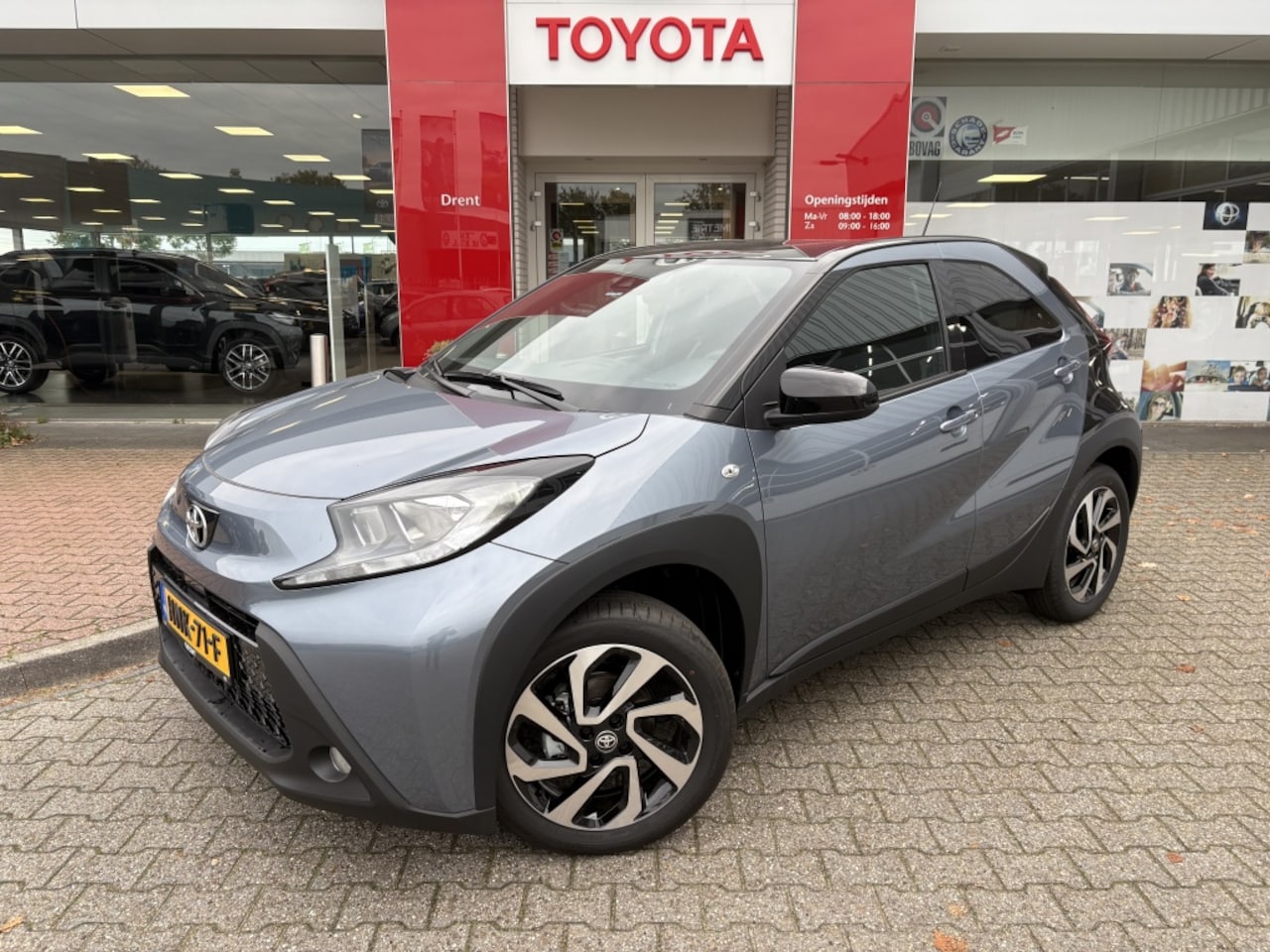 Toyota Aygo X - 1.0 VVT-i S-CVT Pulse | Stoelverwarming | Apple CarPlay Android - AutoWereld.nl