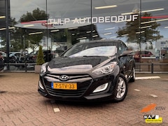 Hyundai i30 - 1.6 GDI i-Vision Airco Clima Cruise Camera Trekhaak