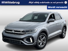 Volkswagen T-Roc - 1.5 TSI 150PK DSG R-Line / Fabrieksgarantie tm 09-02-2030 / Panoramadak / Digital Cockpit