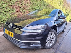 Volkswagen Golf - 1.6 TDI Comfortline Business
