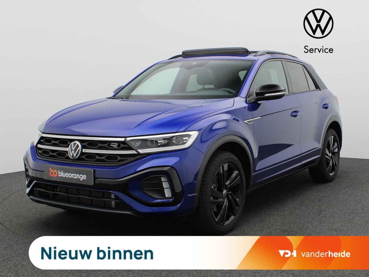 Volkswagen T-Roc - 1.5 TSI R-Line Edition 150PK DSG Pano-Schuifdak, Black Style, Trekhaak, Matrix LED, Keyles - AutoWereld.nl