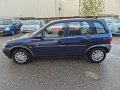Opel Corsa - 1.2i-16V Strada, 4 deurs/ km stand 205413