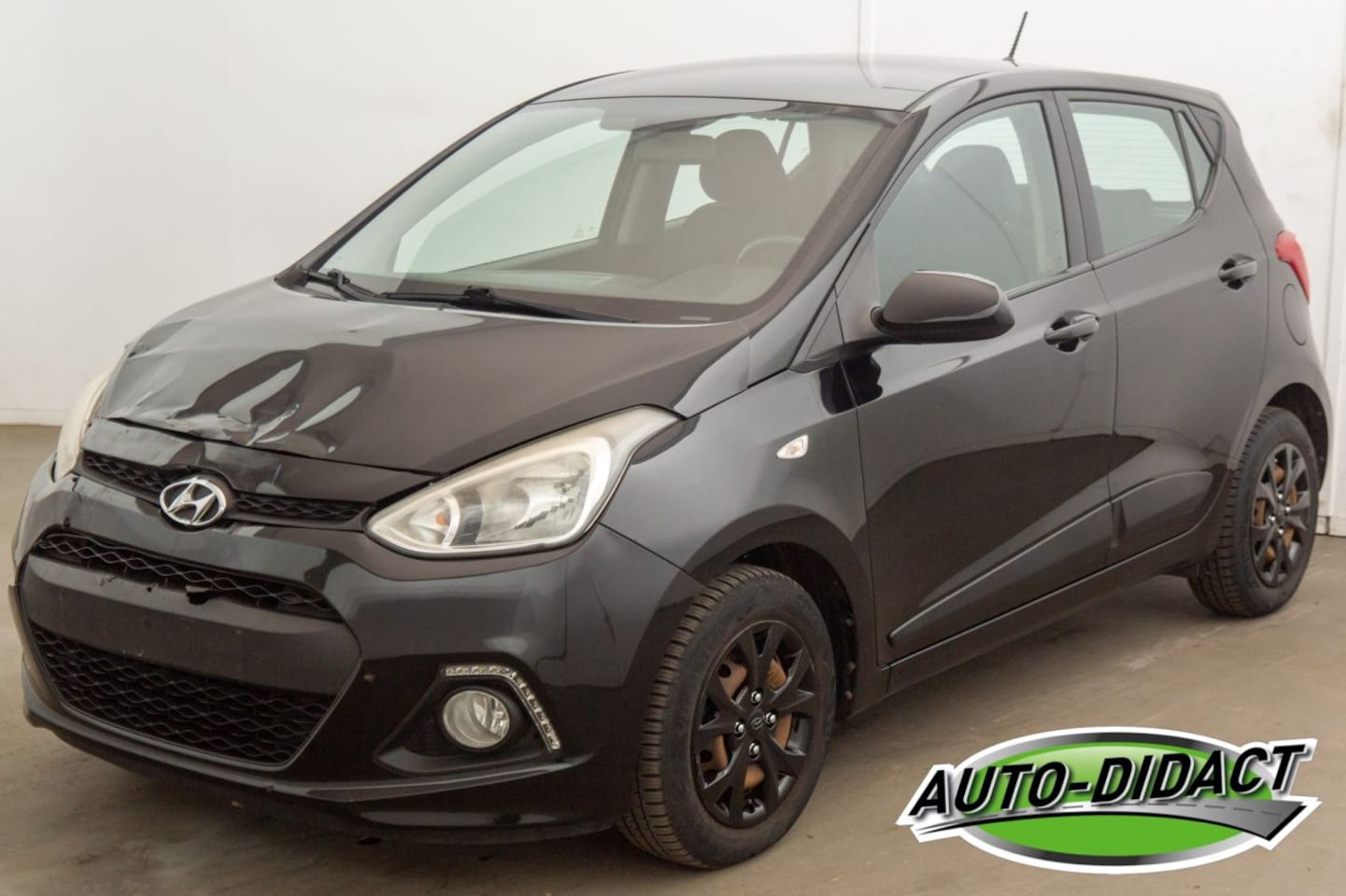 Hyundai i10 - I-10 1.0 82.324 km Airco - AutoWereld.nl