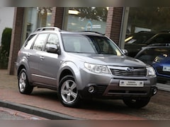 Subaru Forester - 2.0i AWD Premium Panorama Trekhaak