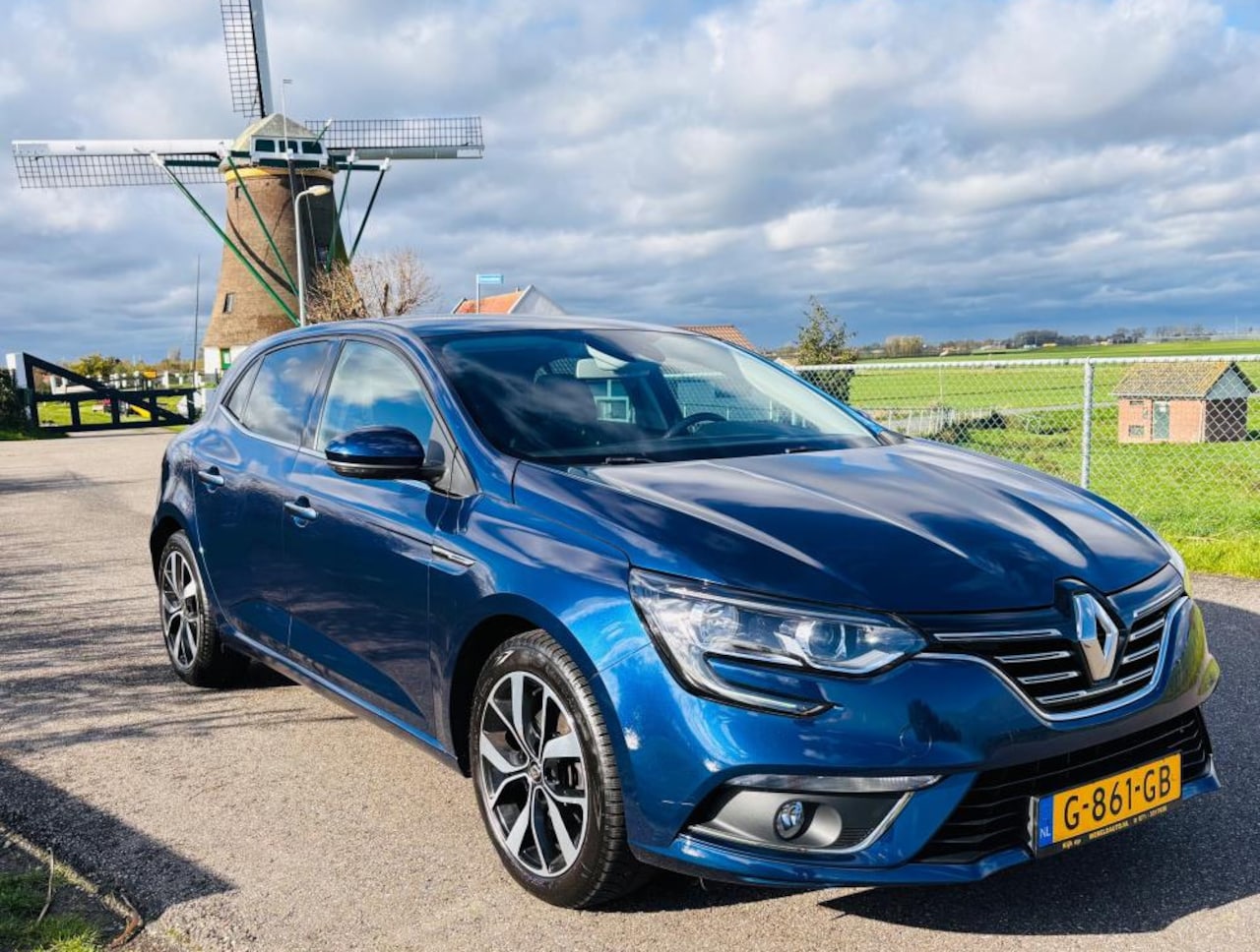 Renault Mégane - 1.3 TCe Bose|Apple carplay|Android radio|Automaat - AutoWereld.nl