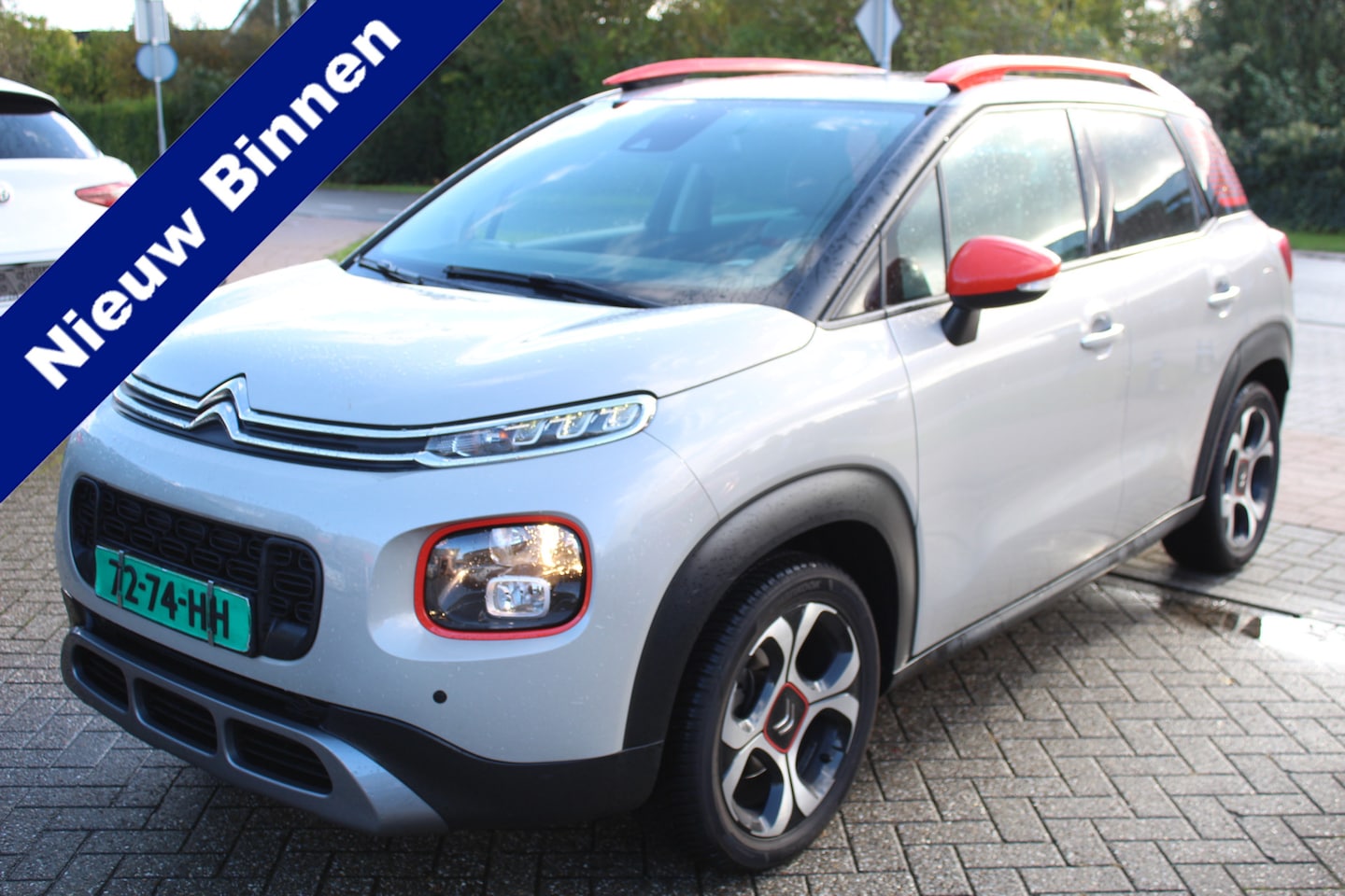Citroën C3 Aircross - 1.2 PureTech S&S Shine Clima-Cruise-Navi-Camera-Schuifdak-Trekhaak - AutoWereld.nl