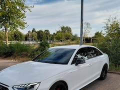 Audi A4 Limousine - 35 TFSI S edition Competition S edition Competion