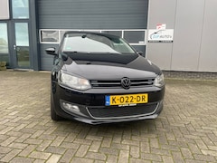 Volkswagen Polo - 1.2 TSI Highline Match  uitv.  Airco / Stoelverwarming / Cruise control / Radio-media -Navigatie Etc!