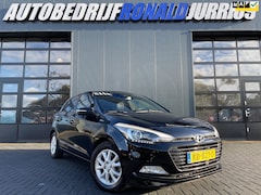 Hyundai i20 - 1.0 T-GDI Go 2016 NL.Auto/Trekhaak/Camera/Cruise-Control/Bluetooth/Goed Onderhouden