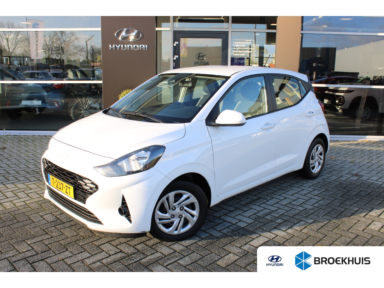 Hyundai i10 - 1.0 Comfort | DAB ontvanger | Airco | Cruise Control | Lane Assist | Start Stop | - AutoWereld.nl