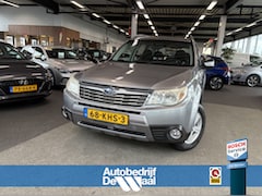 Subaru Forester - 2.0 AWD Comfort CLIMA/CRUISE/TREKHAAK/STOELVERWARMING