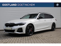 BMW 3-serie Touring - 320e High Executive M Sport Automaat / Panoramadak / Sportstoelen / Achteruitrijcamera / L