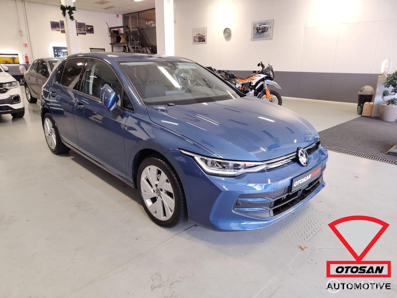 Volkswagen Golf - 8.5 1.5 TSI Life 2024-11 (fabrieksgarantie) - AutoWereld.nl