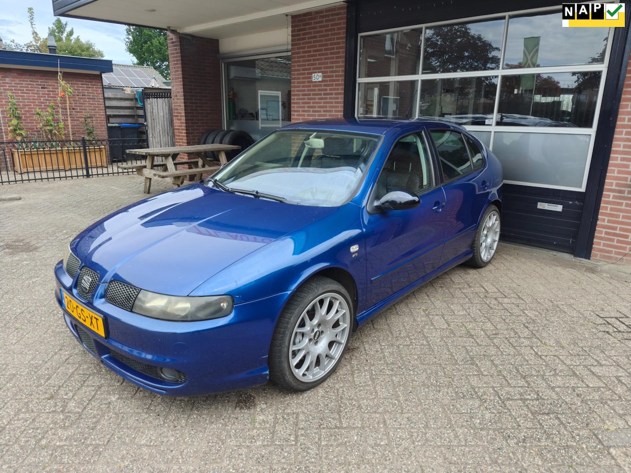 SEAT Leon - R32 Motor! Cupra 4, Recaro, Leer, Uniek, 250pk! - AutoWereld.nl