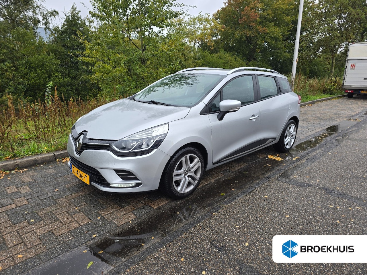 Renault Clio Estate - 0.9 TCe Zen Navigatie | All-Season banden | Airco | Cruise Control | Bluetooth | Airco | B - AutoWereld.nl