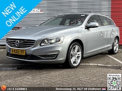 Volvo V60 - 2.4 D6 AWD Plug-In Hybrid Summum | Leder | Pano | Climate | Cruise | Navi | Camera | Stoel