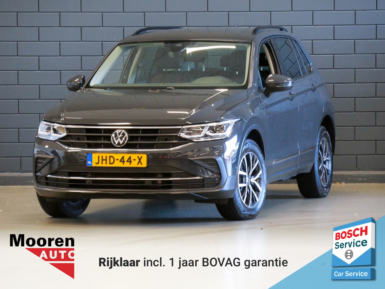 Volkswagen Tiguan - 1.4 TSI 150PK eHybrid R-Line Business+ | CAMERA | APPLE CARPLAY | NAVIGATIE | - AutoWereld.nl