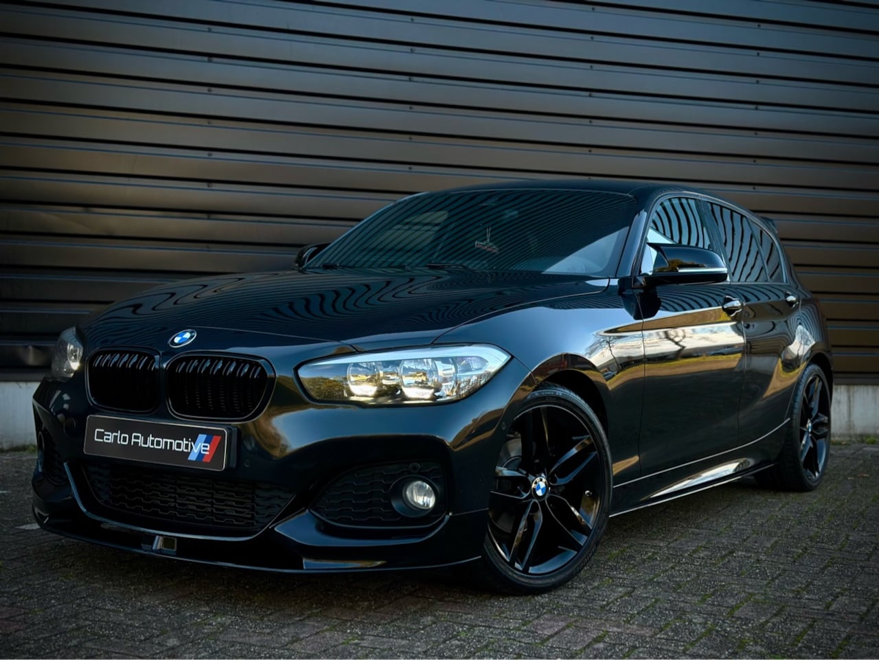 BMW 1-serie - 116i M-PERFORMANCE CAMERA|NAVIPRO|KEYLESS|STUURVERW - AutoWereld.nl